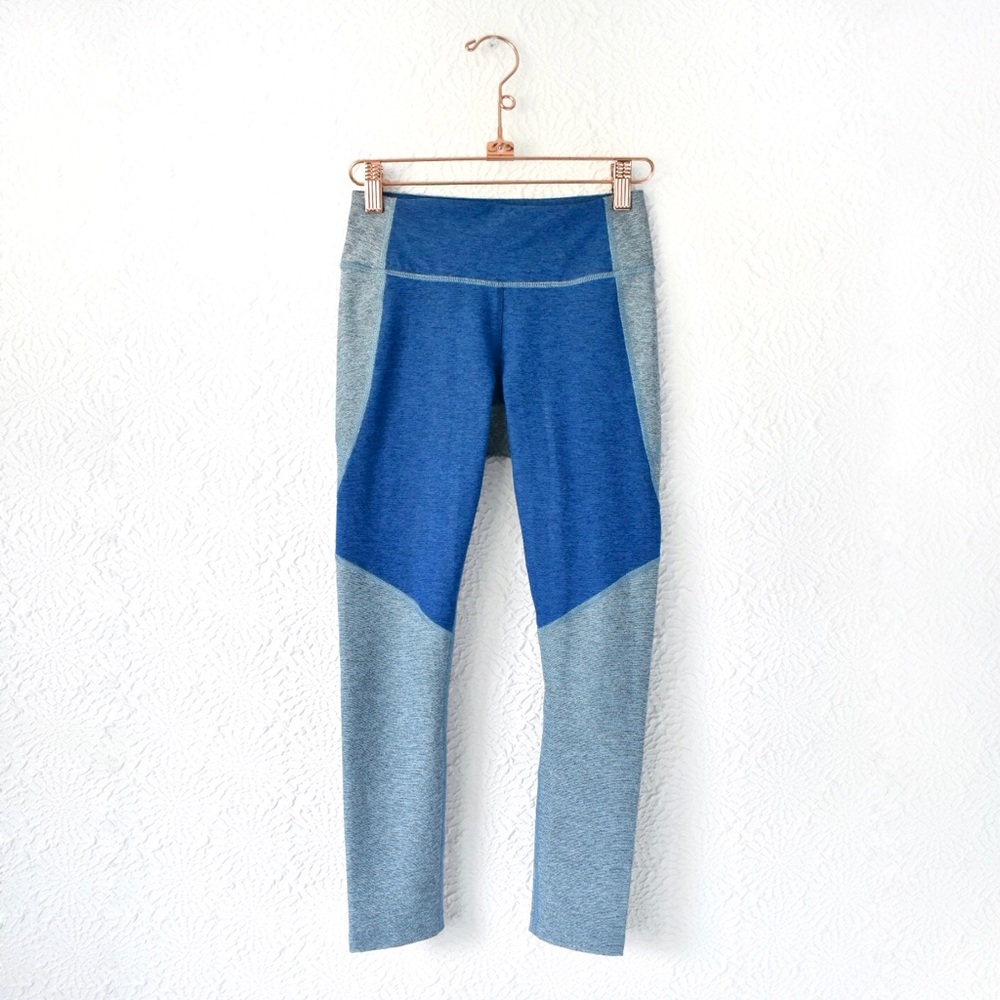 Outdoor Voices Blue 3/4 Two-Tone Warmup Leggings